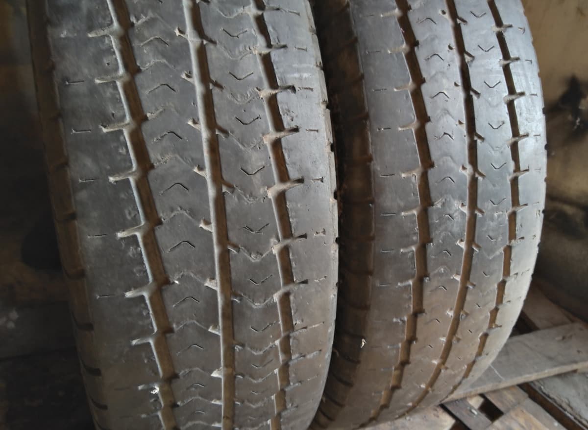 Вживані шини з Європи Matador Maxilla 225/75 R 16C