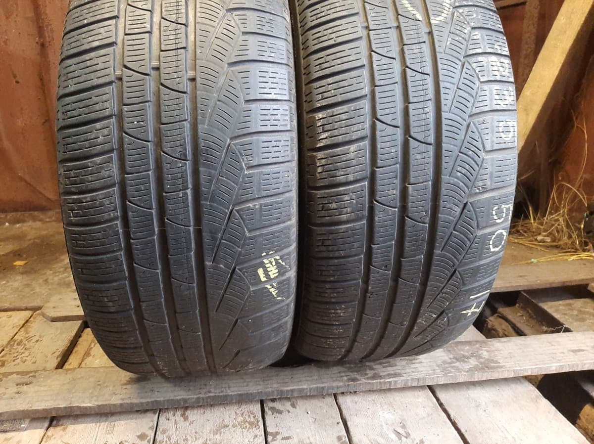 Вживані шини з Європи Pirelli Sottozero Winter 240 235/50 R 17