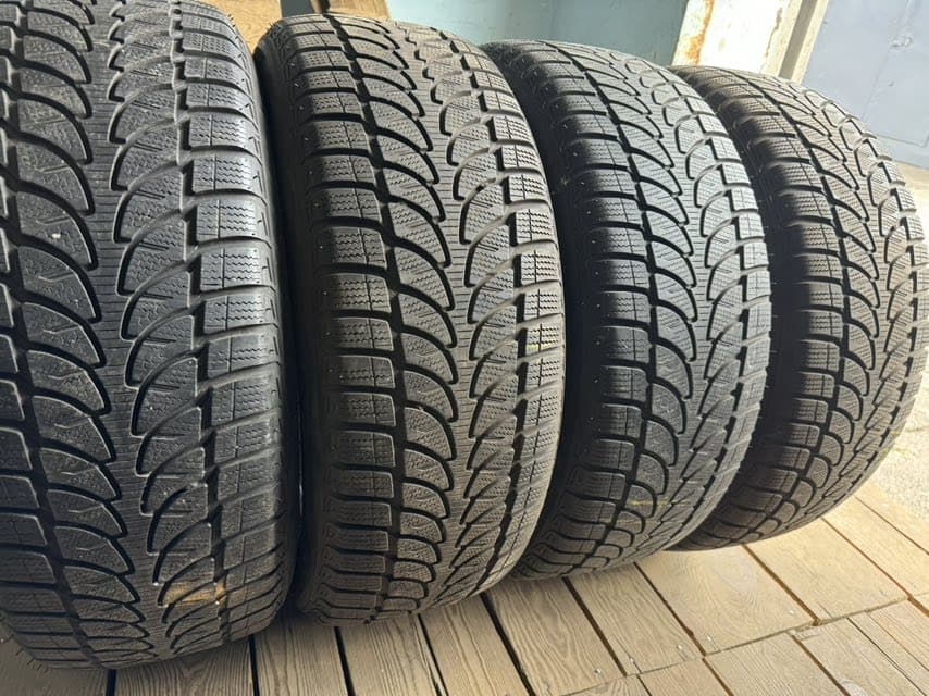 Вживані шини з Європи Bridgestone BlizzakLM-80EVO 225/55 R 18