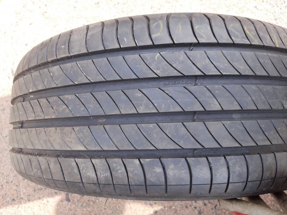 Вживані шини з Європи Michelin Primacy 4 215/55 R 18