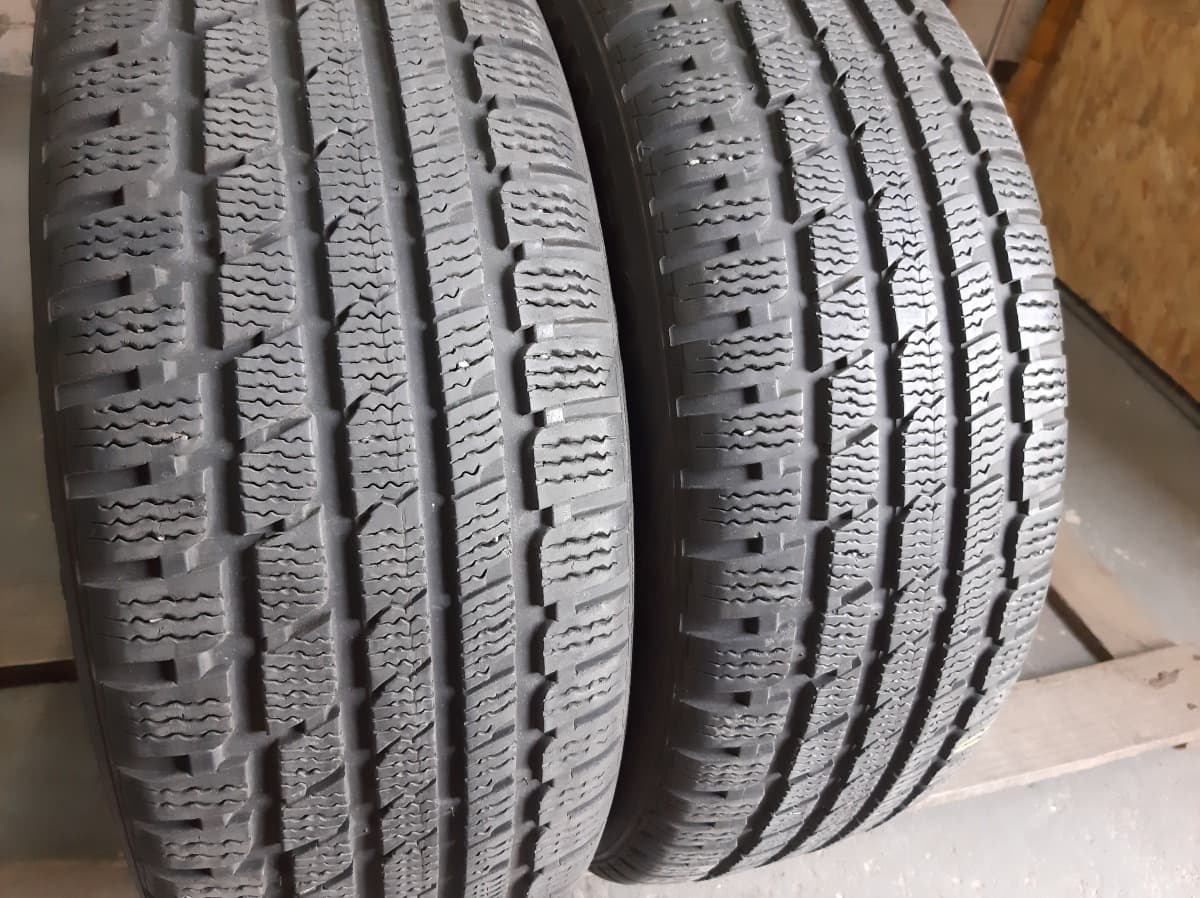 Вживані шини з Європи Kumho I Zen KW 27 asymetric 205/55 R 17