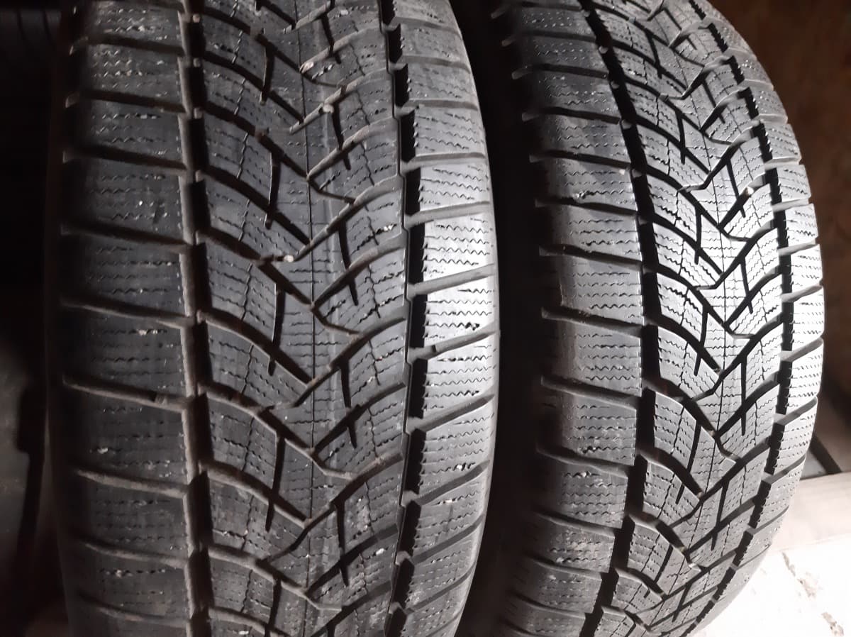 Вживані шини з Європи Dunlop WinterSport 5 SUV  215/55 R 18