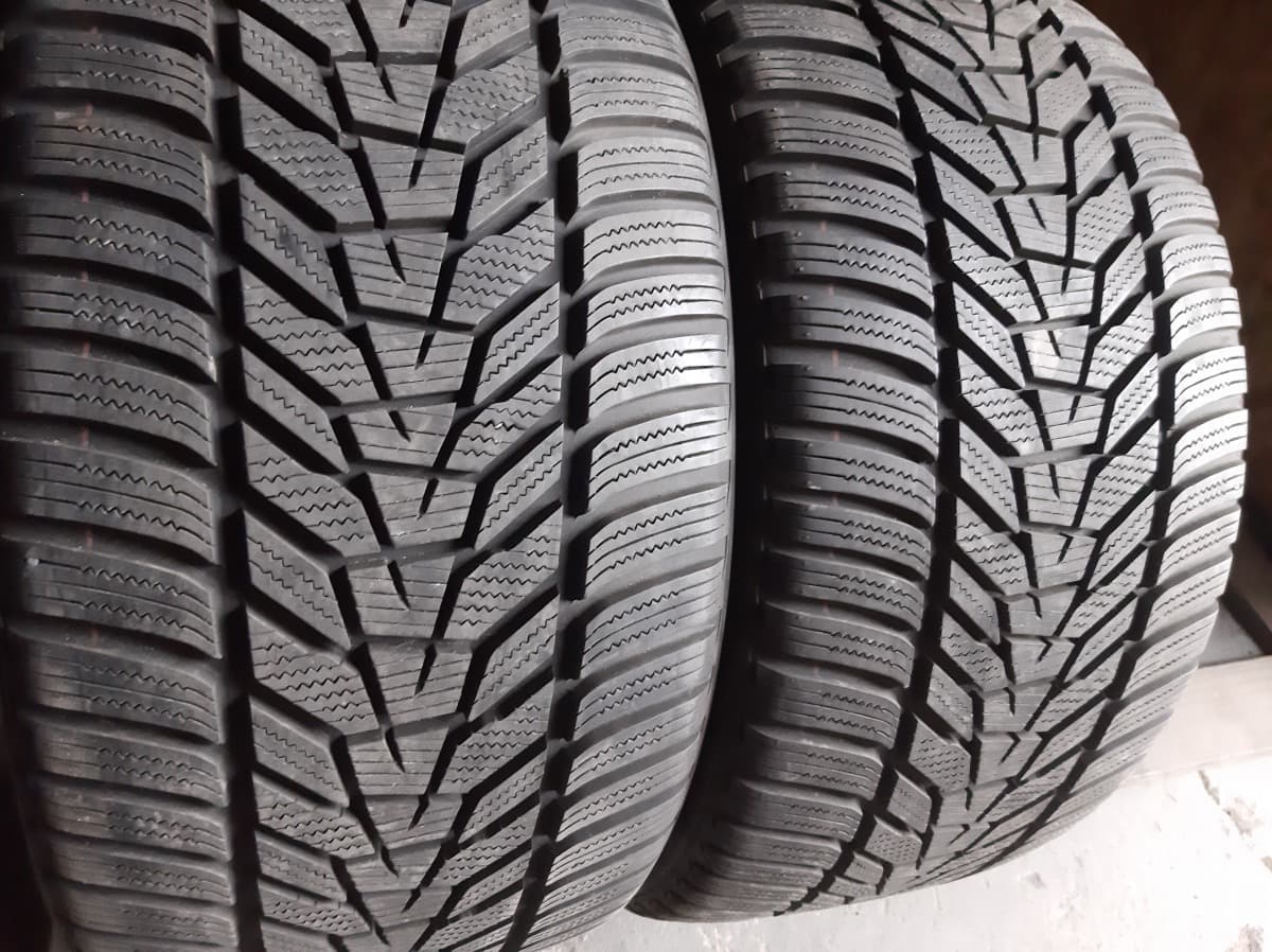 Вживані шини з Європи Hankook Winter I Cept Evo 3  255/35 R 18