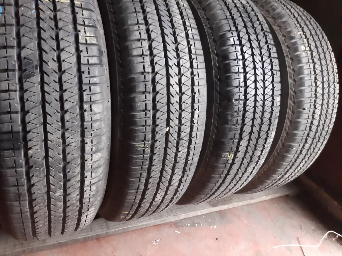 Вживані шини з Європи Bridgestone Dueller H/T 684  205/70 R 15