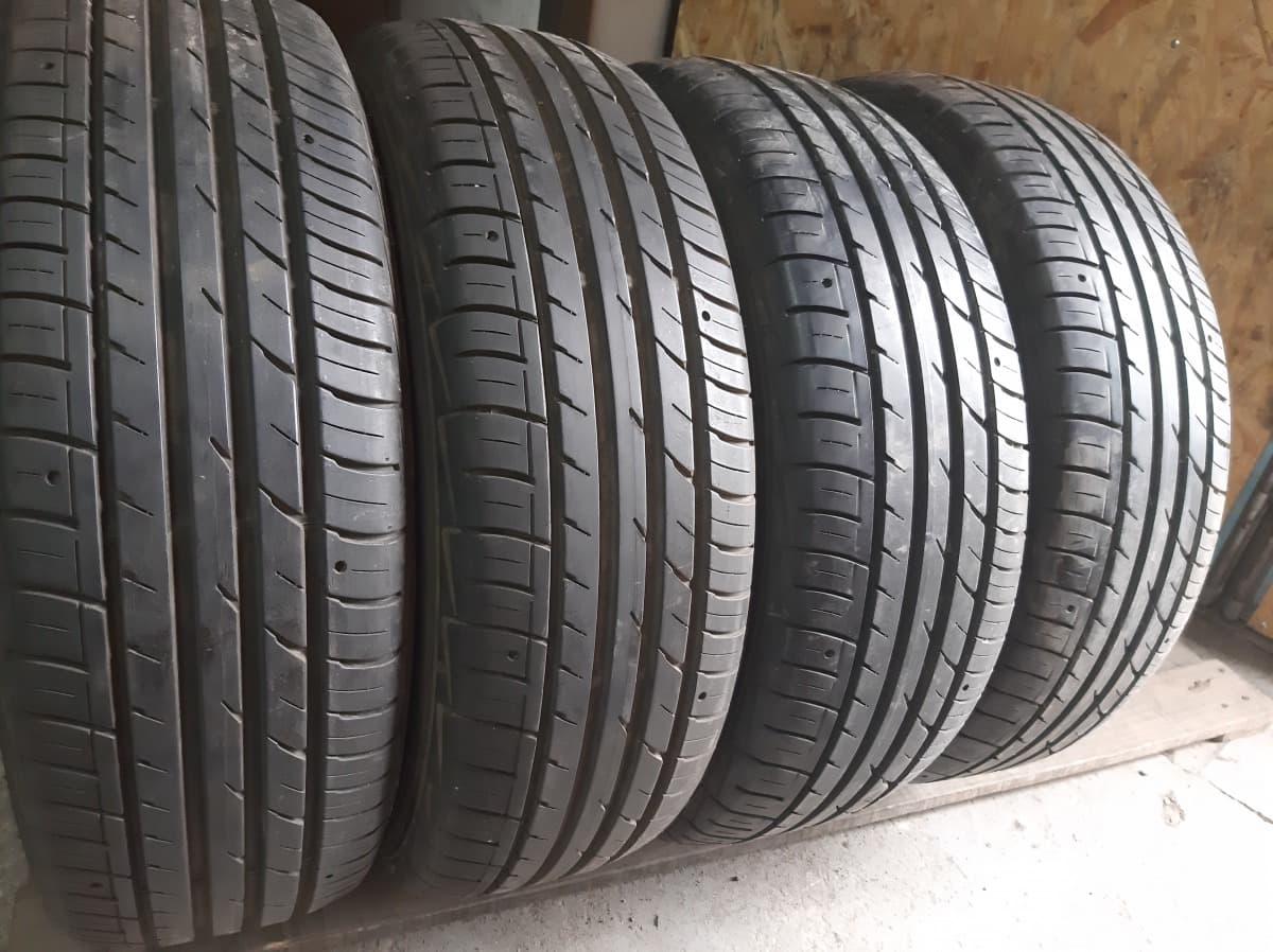 Вживані шини з Європи Falken Zier Ze 914 205/70 R 14