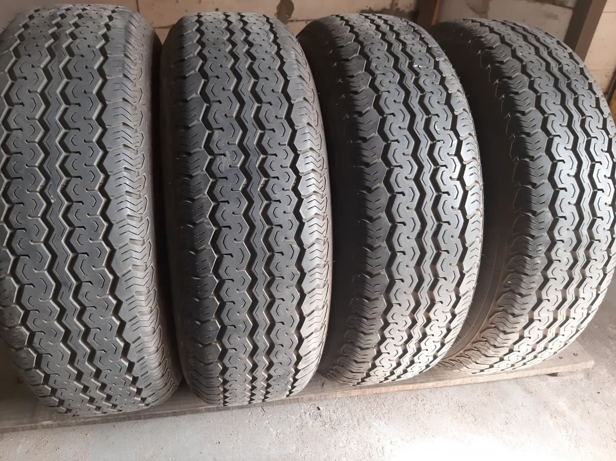 Вживані шини з Європи Vredestein Sprint Classic 215/70 R 15