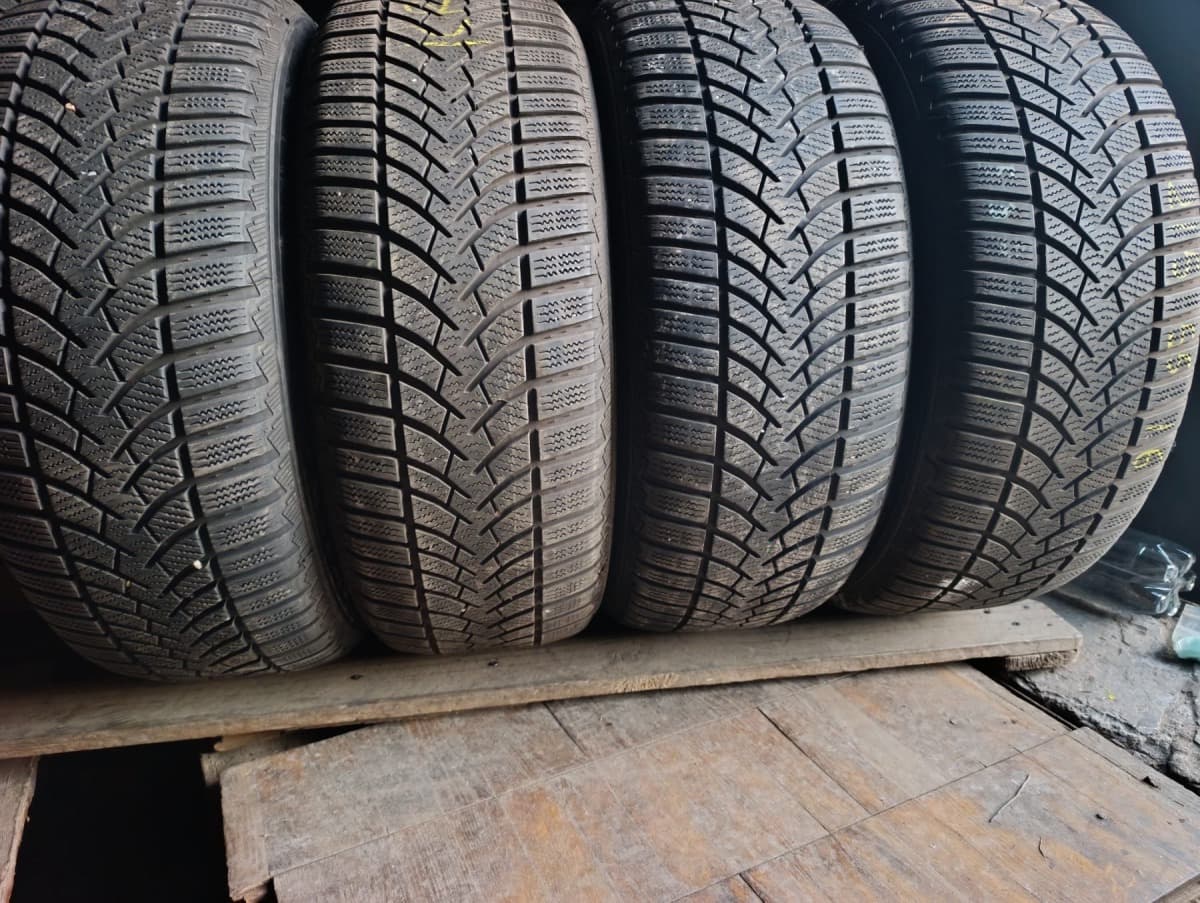 Вживані шини з Європи Semperit Speed-Grip 3       215/55 R 16