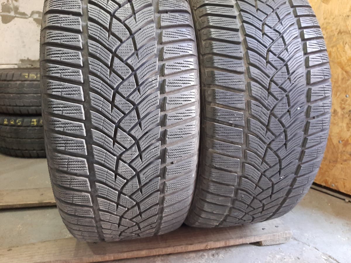 Вживані шини з Європи Good Year Ultra Grip Performance .  255/40 R 19