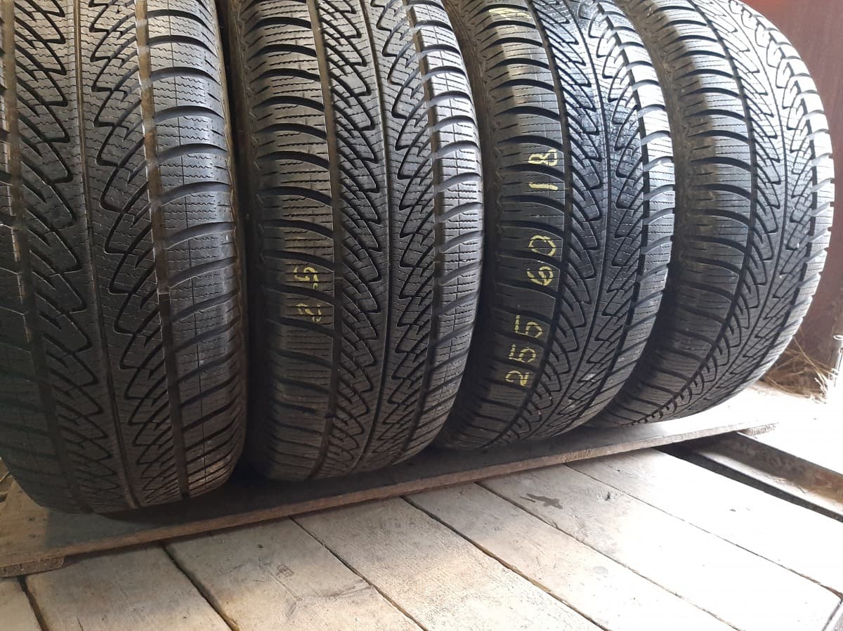 Вживані шини з Європи Good Year Ultra Grip 8 Perfomance   .  255/60 R 18