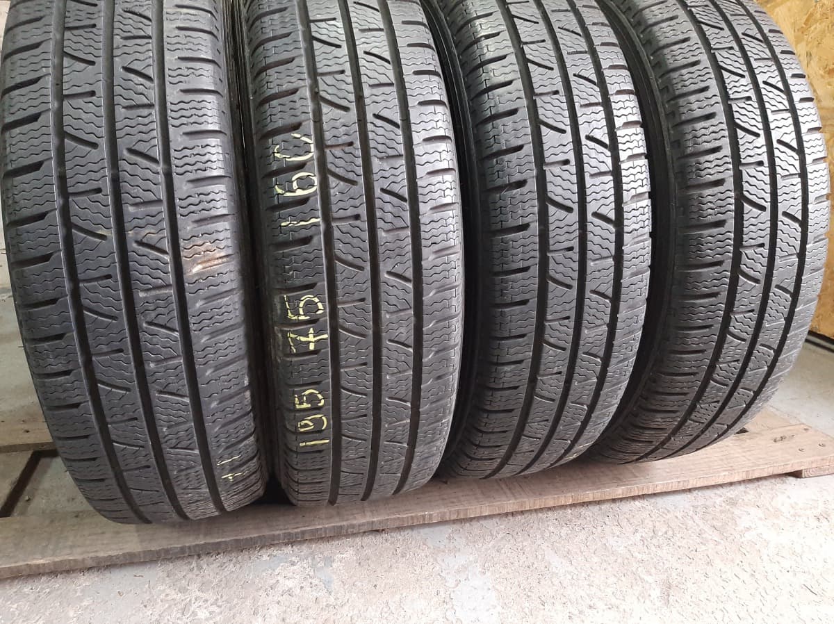 Вживані шини з Європи Pirelli Carier Winter  195/75 R 16C
