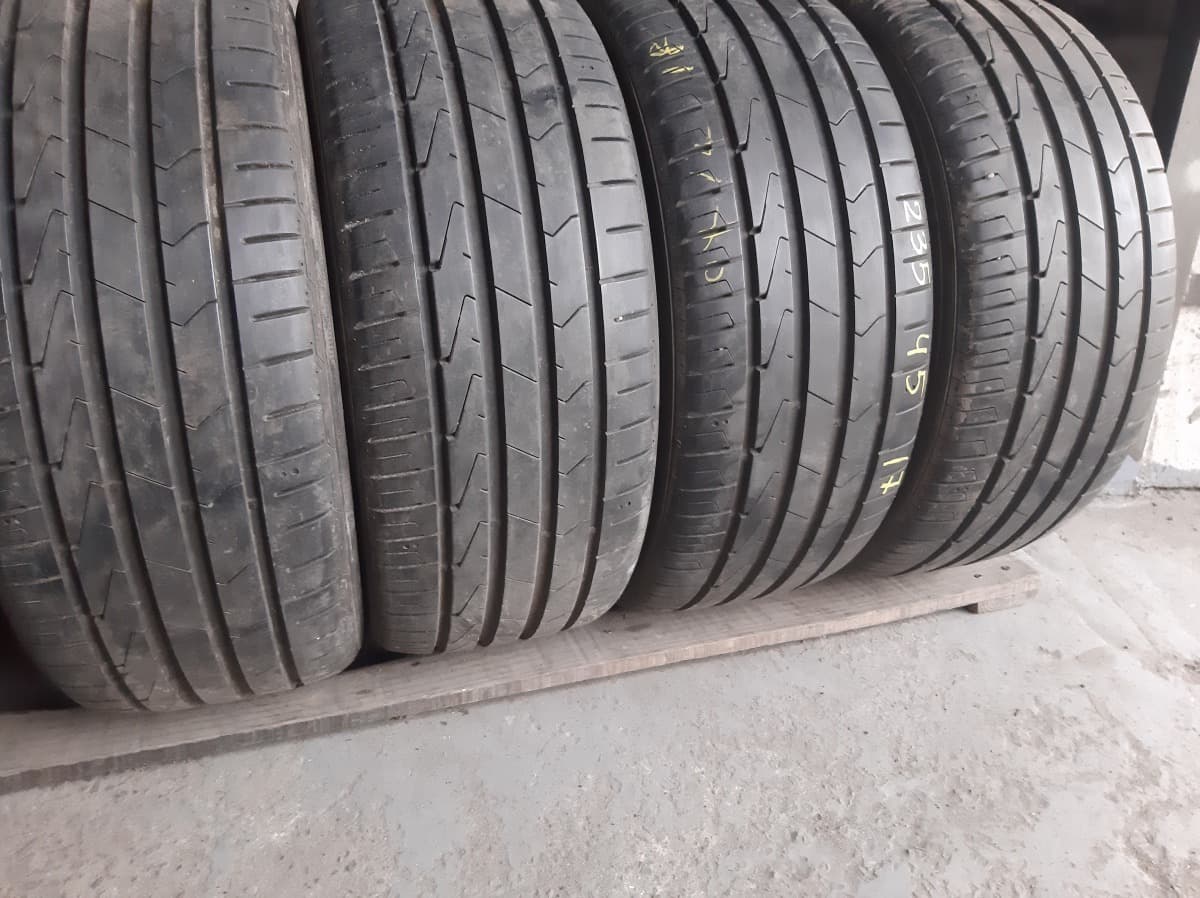 Вживані шини з Європи Hankook Ventus Prime 3   /  235/45 R 17