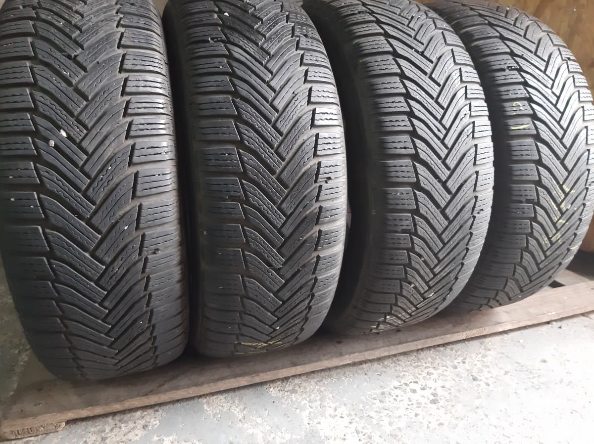 Вживані шини з Європи Michelin Alpin 6    /  215/60 R 16