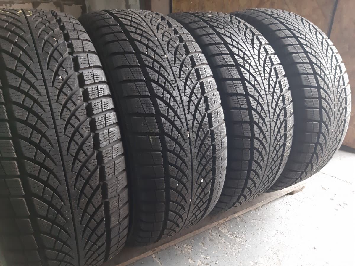 Вживані шини з Європи Kenda Wintergen 2 235/50 R 18