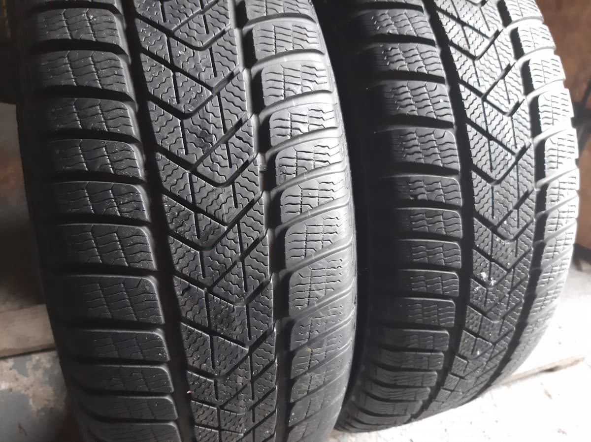 Вживані шини з Європи Pirelli Sotozero 3    .    225/45 R 19