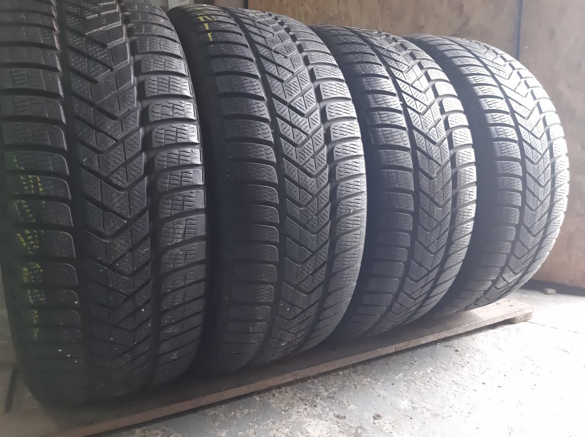 Вживані шини з Європи Pirelli Sottozero 3     255/45 R 19