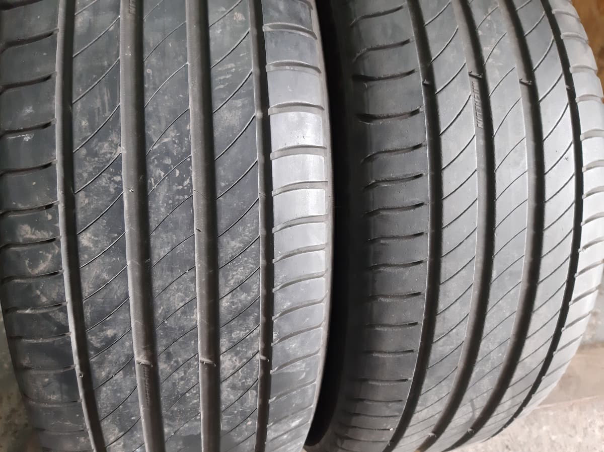 Вживані шини з Європи Michelin Primacy 4   .    215/50 R 17