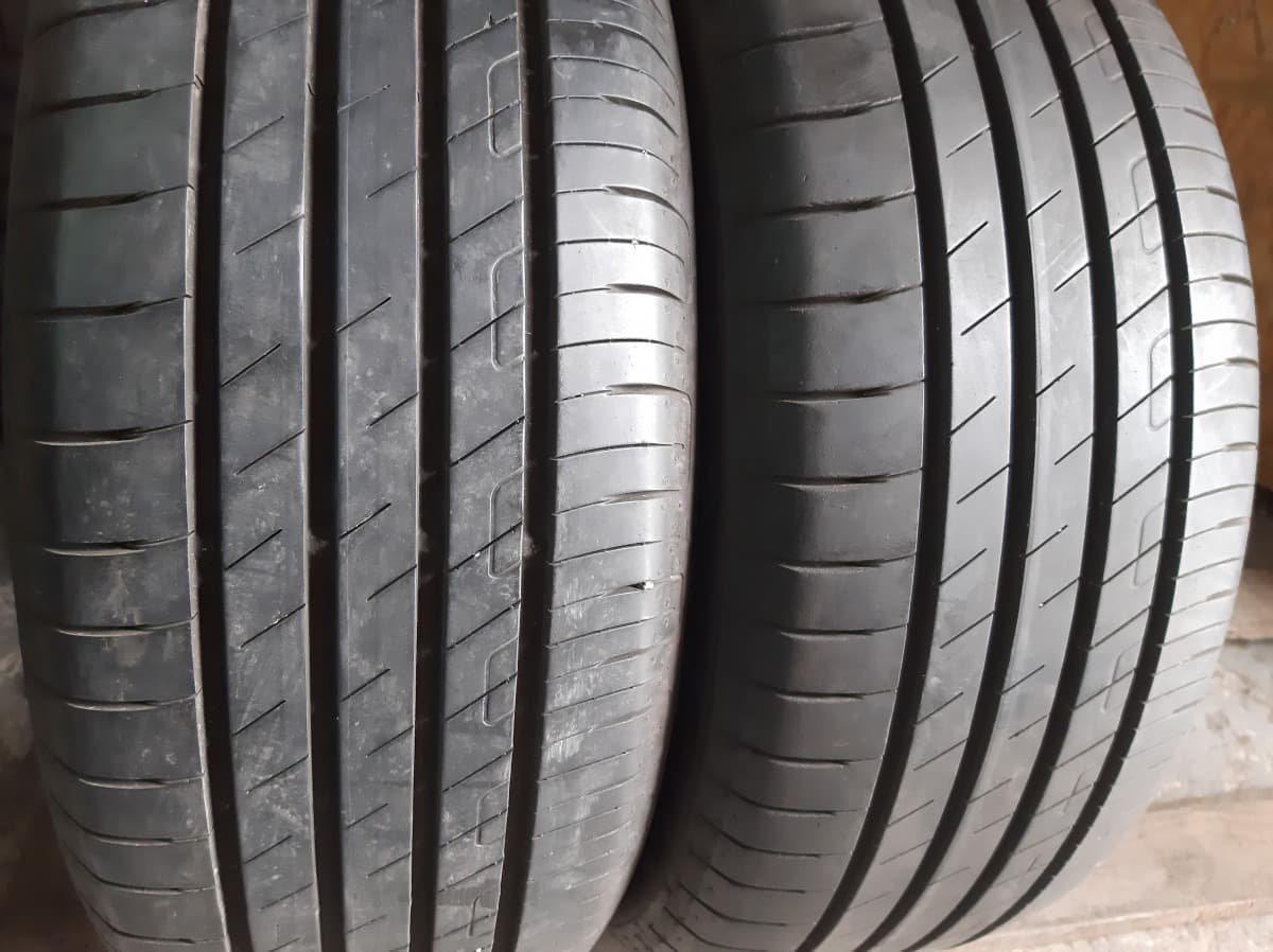 Вживані шини з Європи Good Year Efficient Grip Performance 215/60 R 17