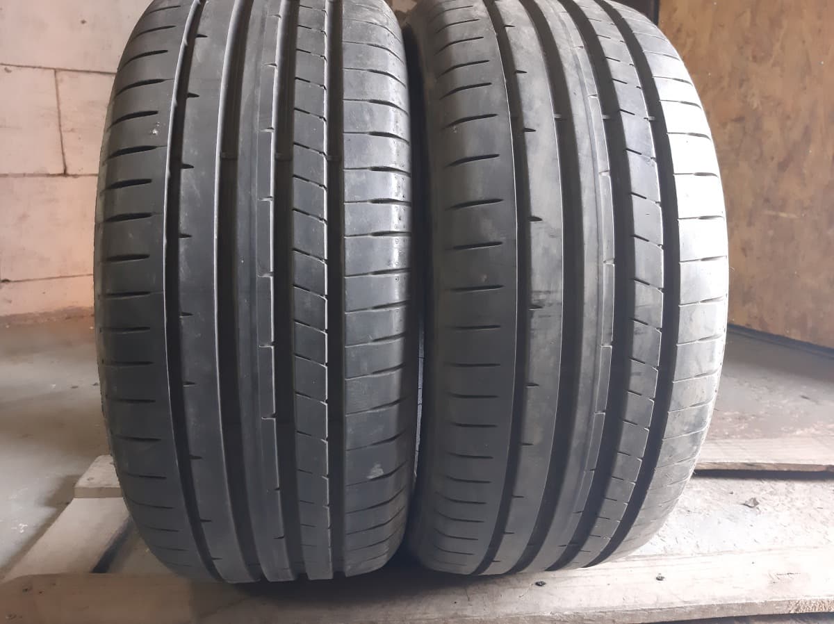 Вживані шини з Європи Dunlop Enasave EC 300   215/50 R 17