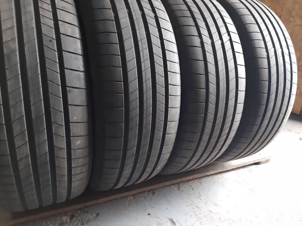 Вживані шини з Європи Bridgestone Turanza Eco  .  235/50 R 20