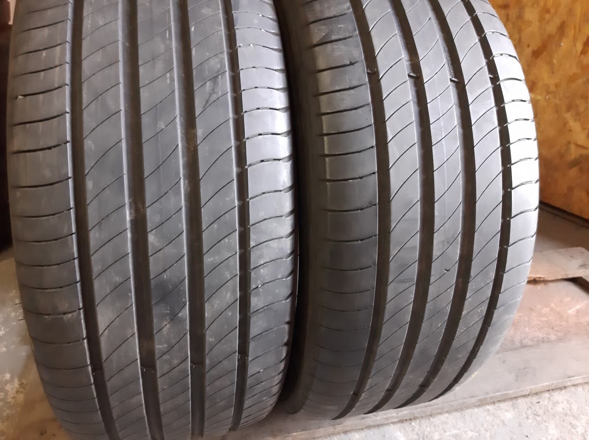 Вживані шини з Європи Michelin Primacy 4 .    235/40 R 19