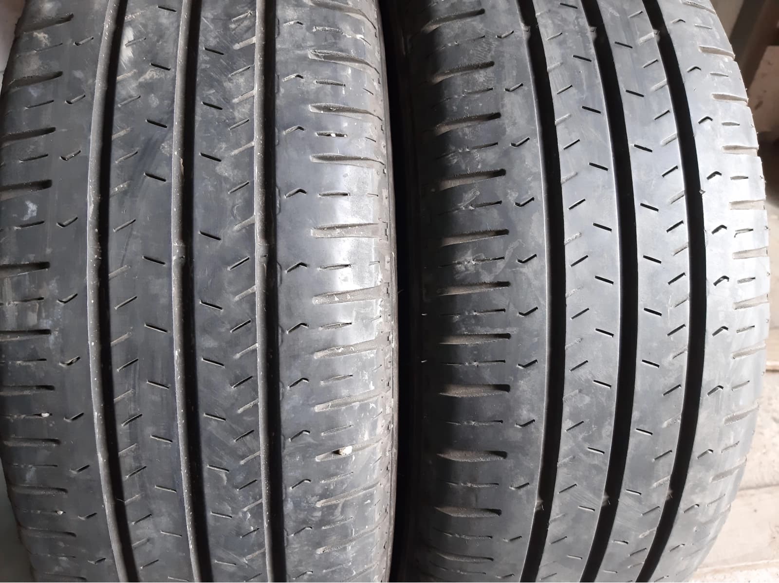 Вживані шини з Європи Nexen Roadian CT8 215/65 R 16C