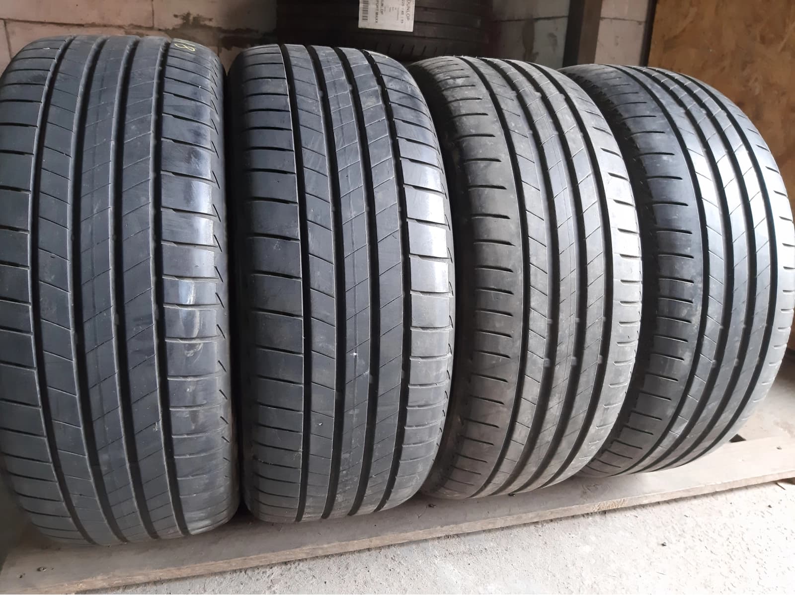 Вживані шини з Європи Bridgestone Turanza T005 225/45 R 18