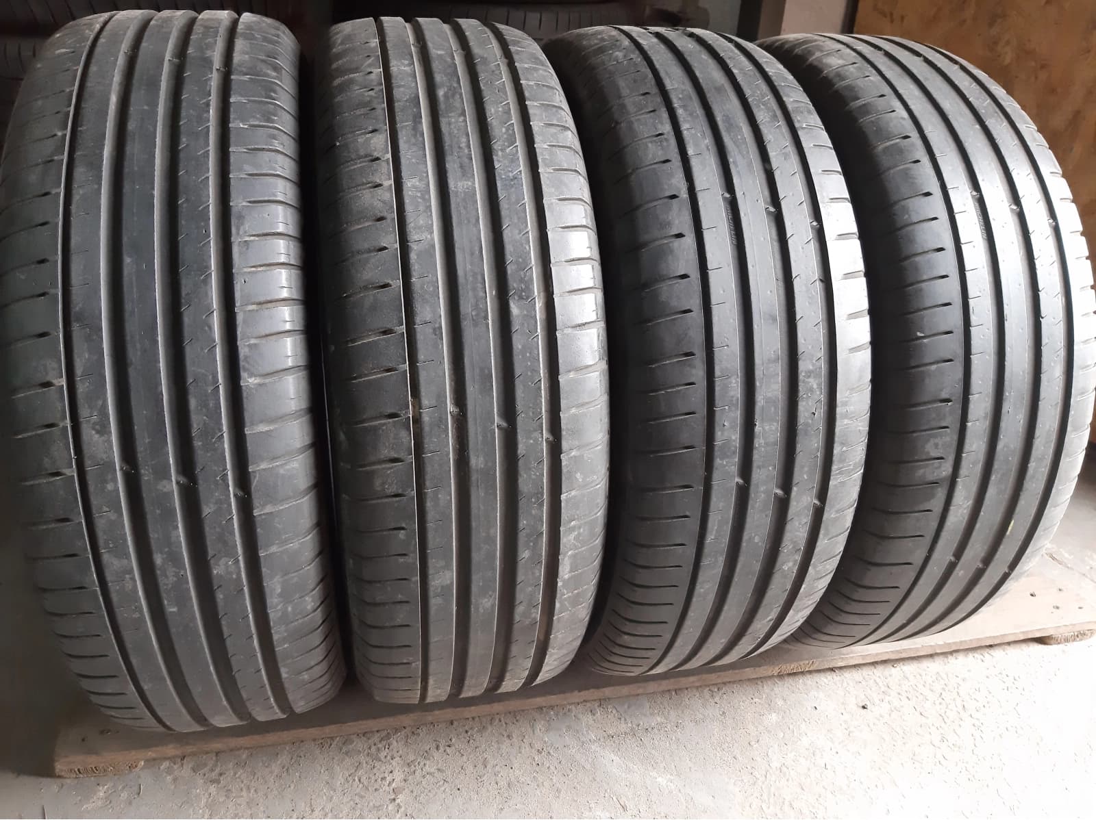 Вживані шини з Європи Michelin Pilot Sport 4 SUV 225/60 R 18