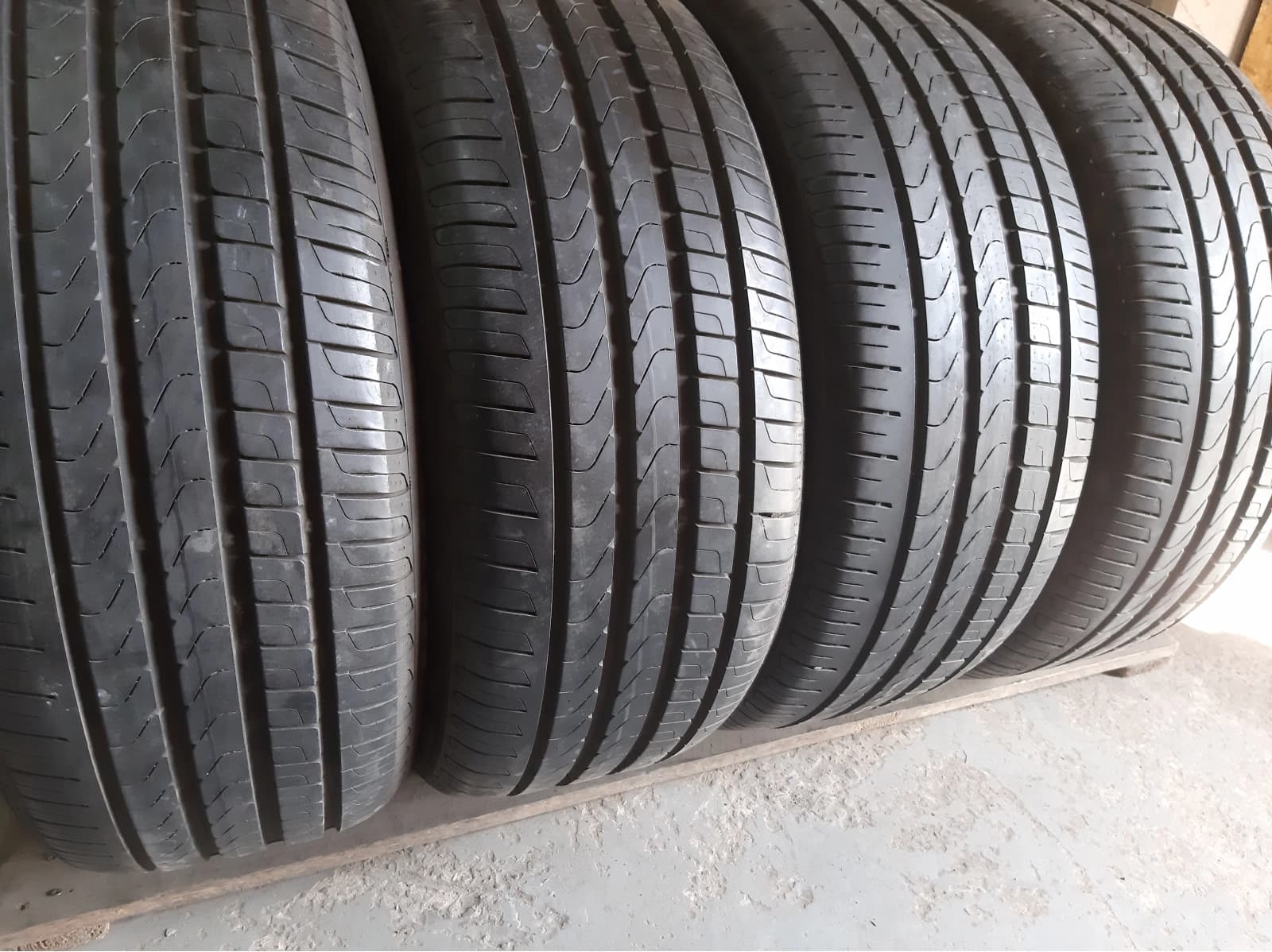 Вживані шини з Європи Pirelli Scorpion Verde  .  . 255/45 R 20