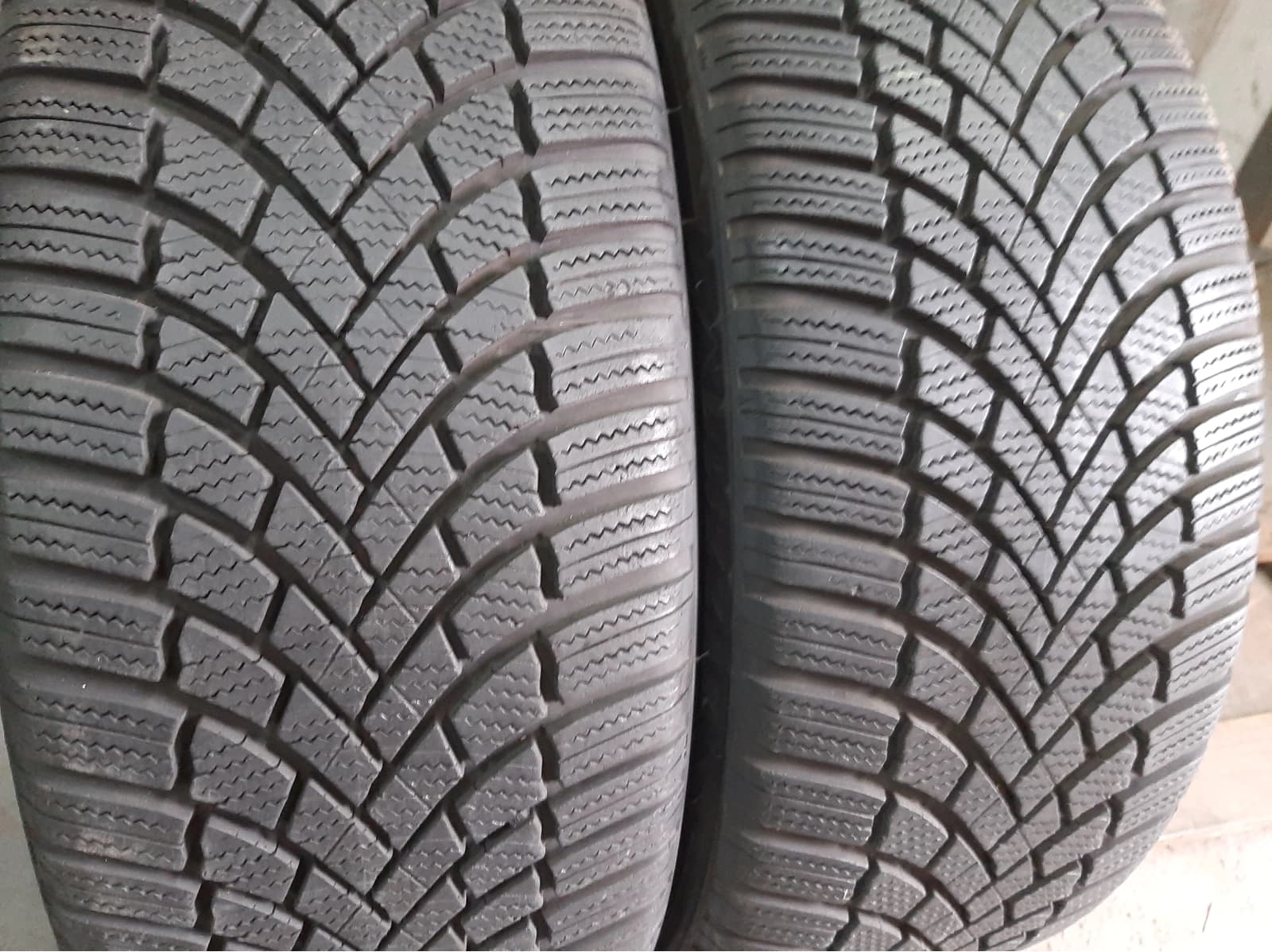 Вживані шини з Європи Bridgestone Blizzak LM-005  .    225/45 R 19
