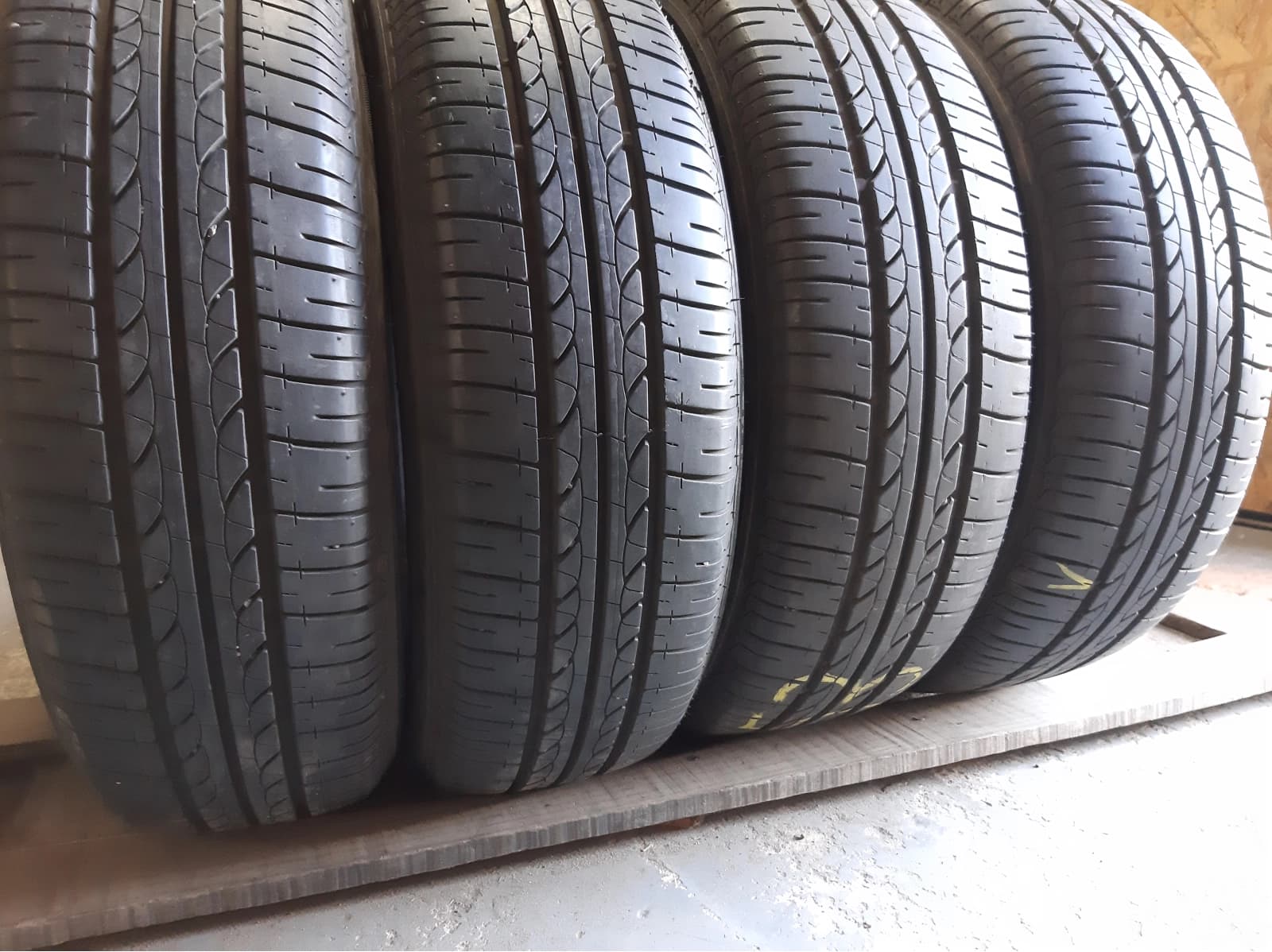 Вживані шини з Європи Bridgestone Ecopia EP25 185/65 R 15