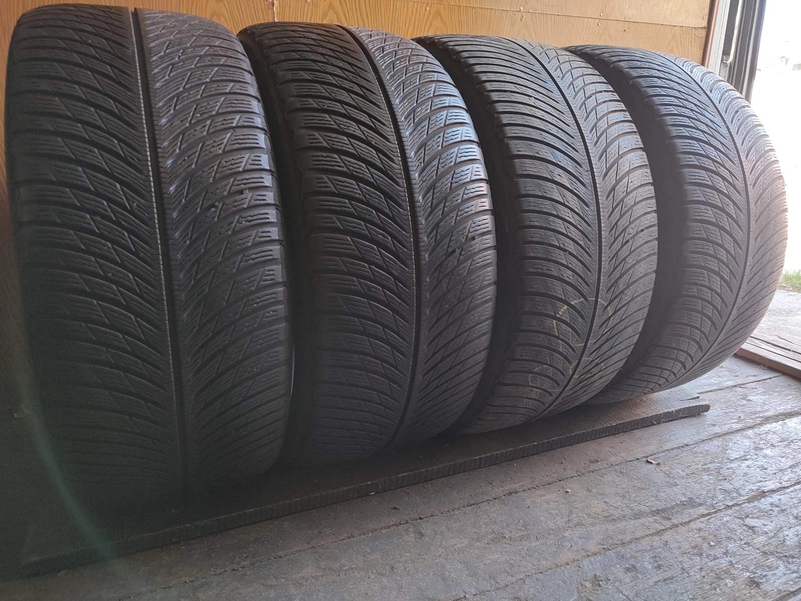 Вживані шини з Європи Michelin Pilot Alpin 5  265/40 R 20