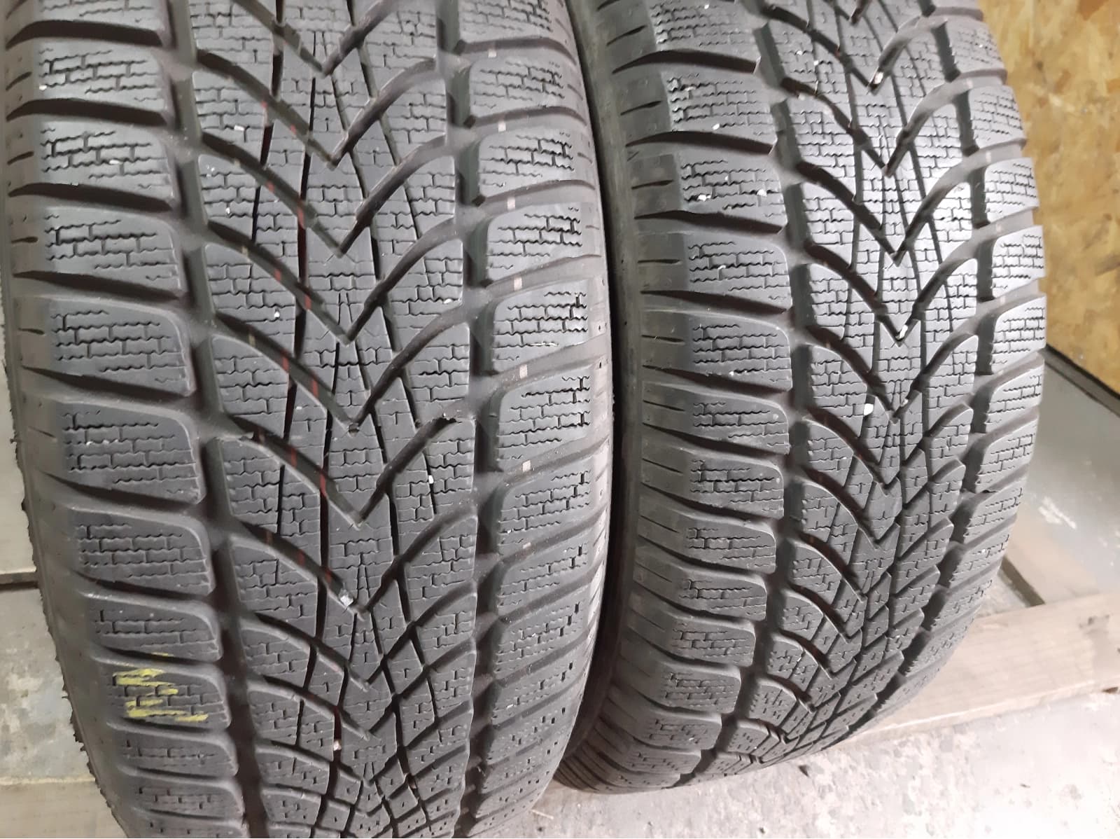 Вживані шини з Європи Dunlop SP Winter Sport 4D        205/55 R 16