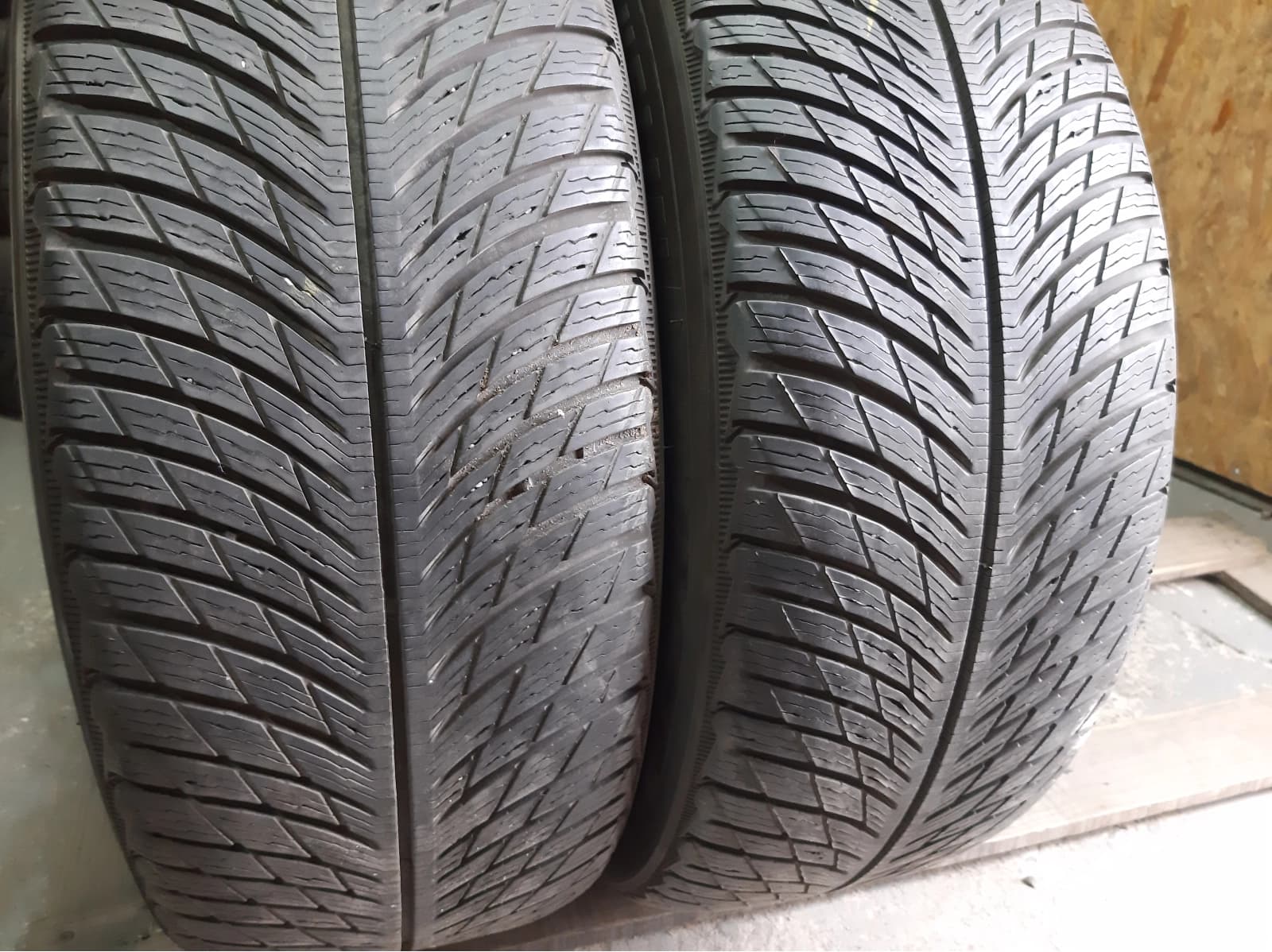 Вживані шини з Європи Michelin Pilot Alpin 5     235/55 R 17