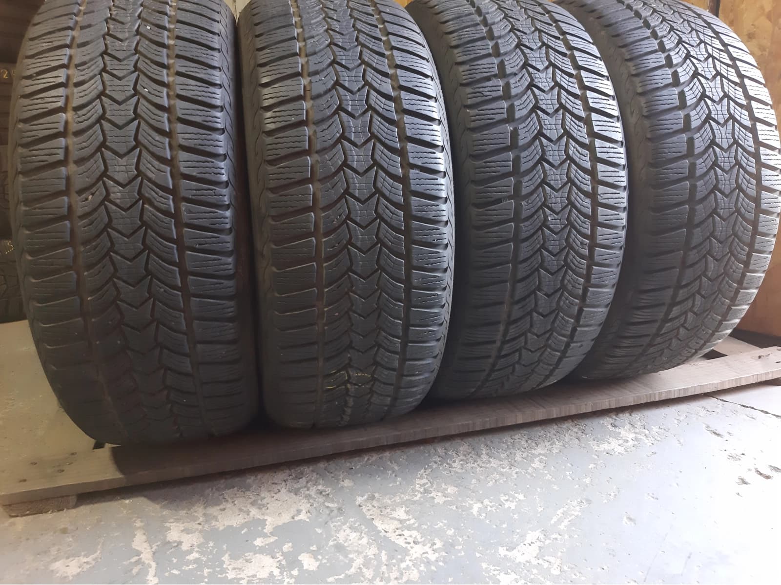 Вживані шини з Європи Debica Frigo HP2 225/45 R 18