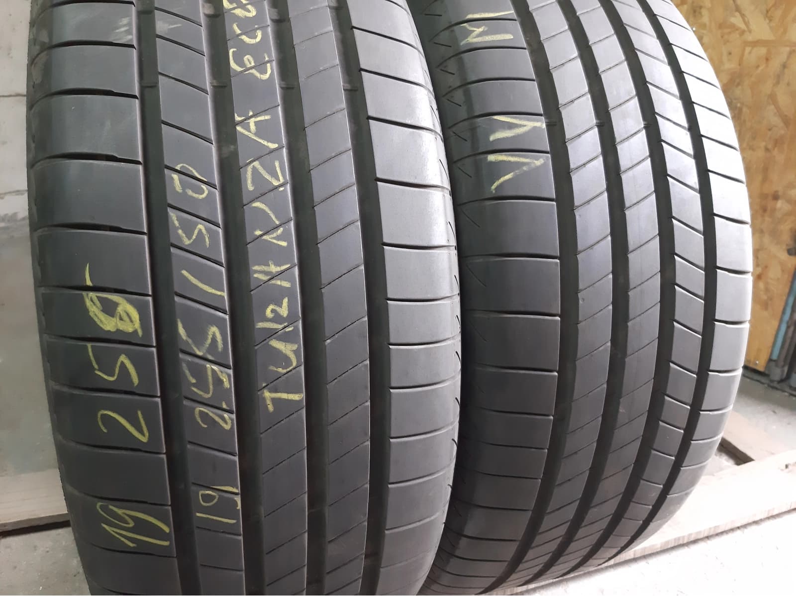Вживані шини з Європи Bridgestone Turanza Eco   255/50 R 19