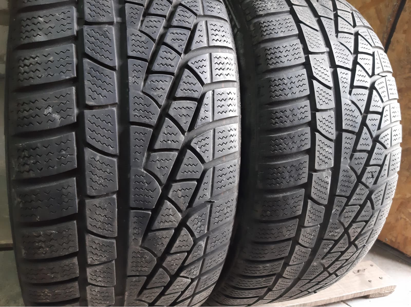 Вживані шини з Європи Pirelli Sottozero Winter 240 245/45 R 18