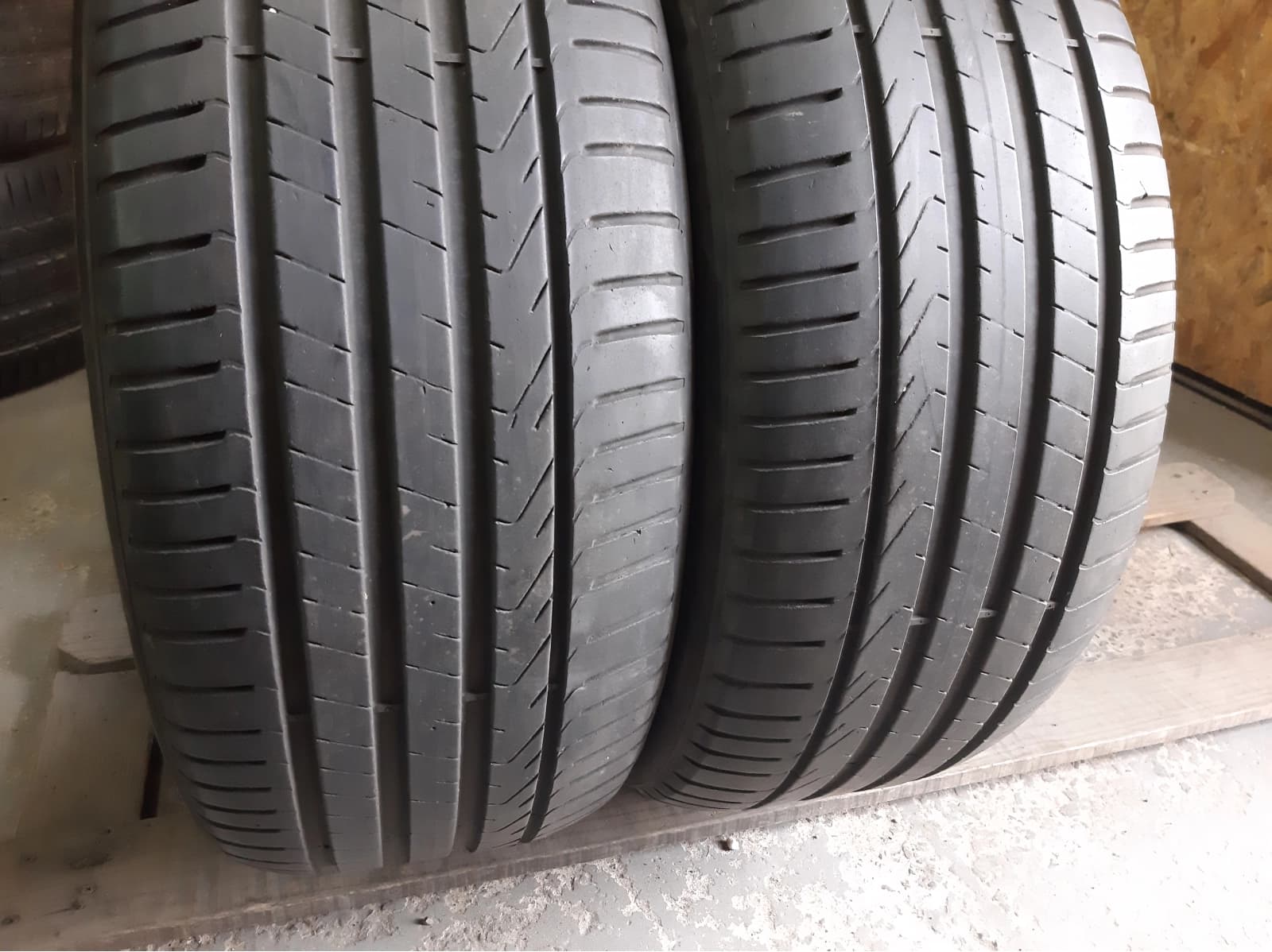Придбати вживані шини Pirelli Cinturato P7 245/45 R 18 Вживані шини з Європи Pirelli Cinturato P7 245/45 R 18