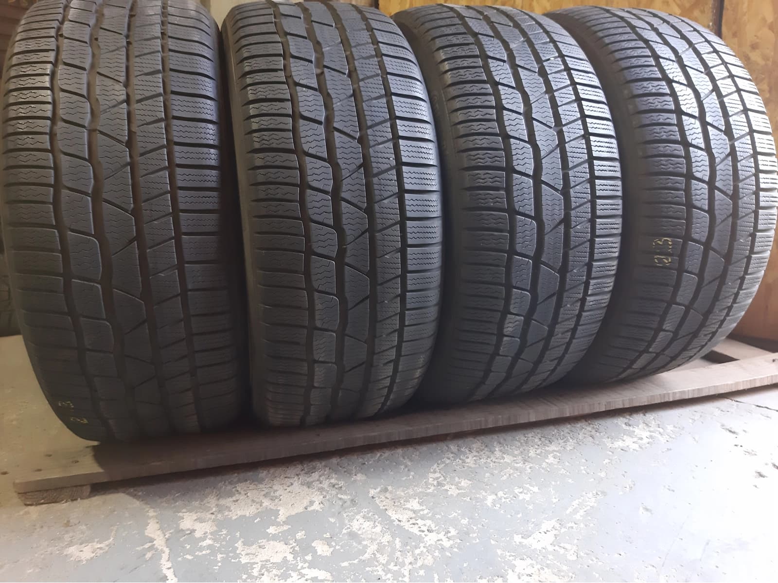 Придбати вживані шини Continental ContiWinterContact TS830P 235/40 R 18 Вживані шини з Європи Continental ContiWinterContact TS830P 235/40 R 18