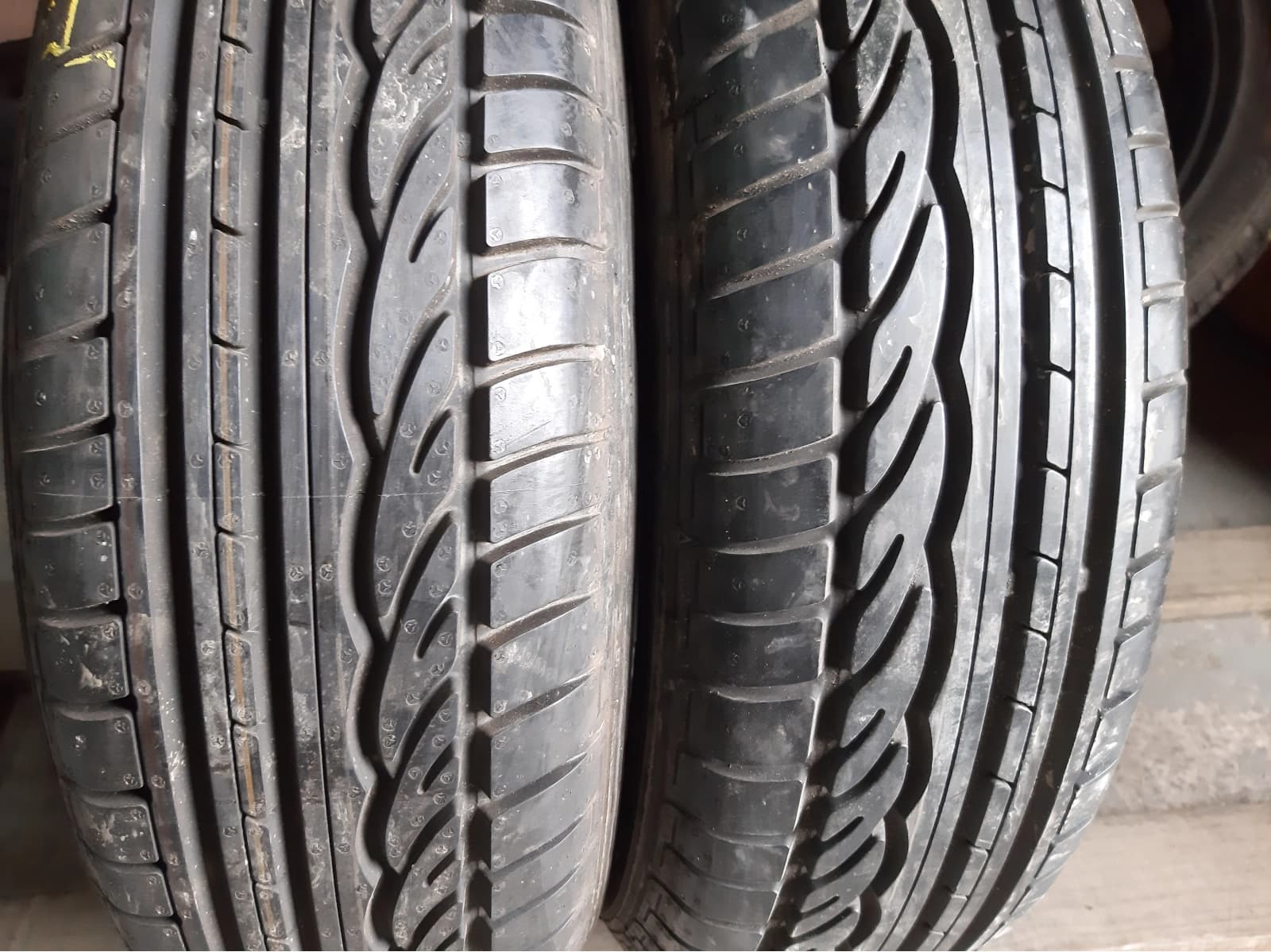 Придбати вживані шини Dunlop SP Sport 01 175/70 R 14 Вживані шини з Європи Dunlop SP Sport 01 175/70 R 14