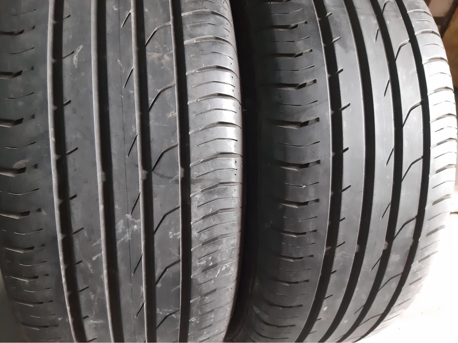 Придбати вживані шини Continental Conti Premium Contact 2 225/60 R 16 Вживані шини з Європи Continental Conti Premium Contact 2 225/60 R 16