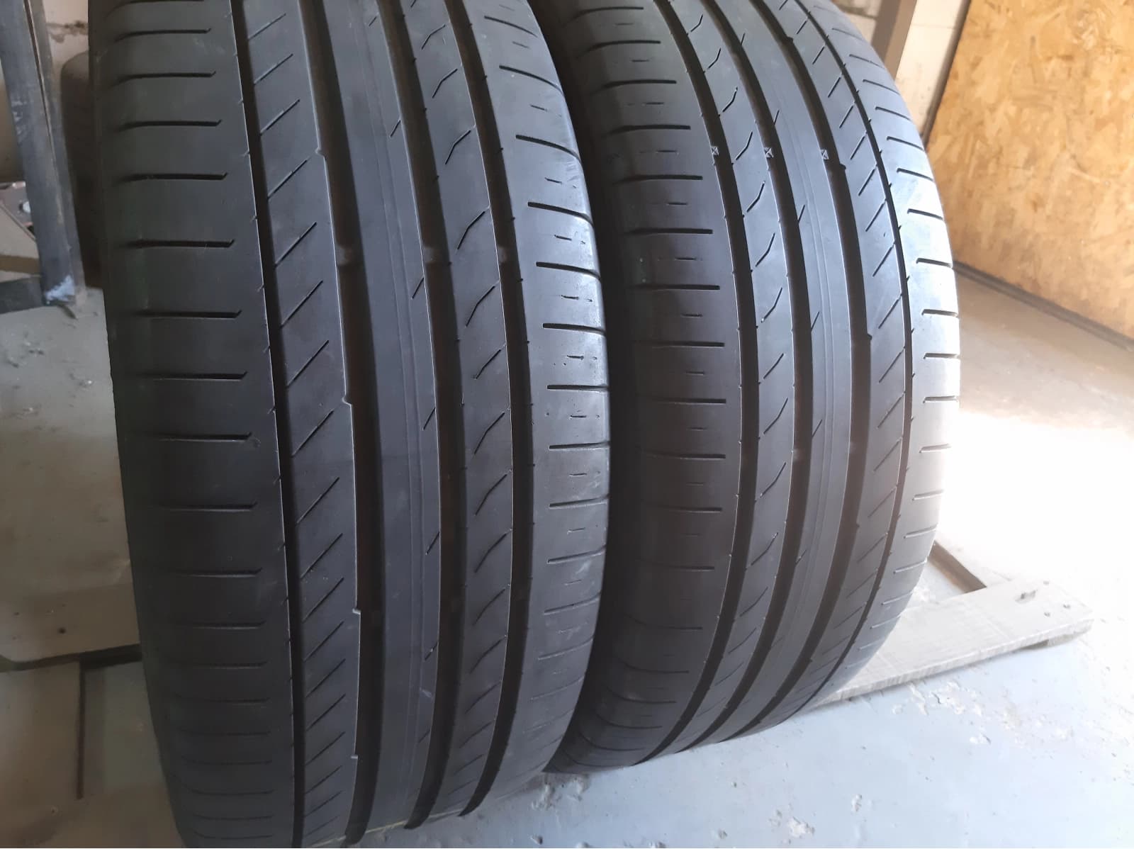 Придбати вживані шини Continental Conti Sport Contact 5 255/50 R 19 Вживані шини з Європи Continental Conti Sport Contact 5 255/50 R 19