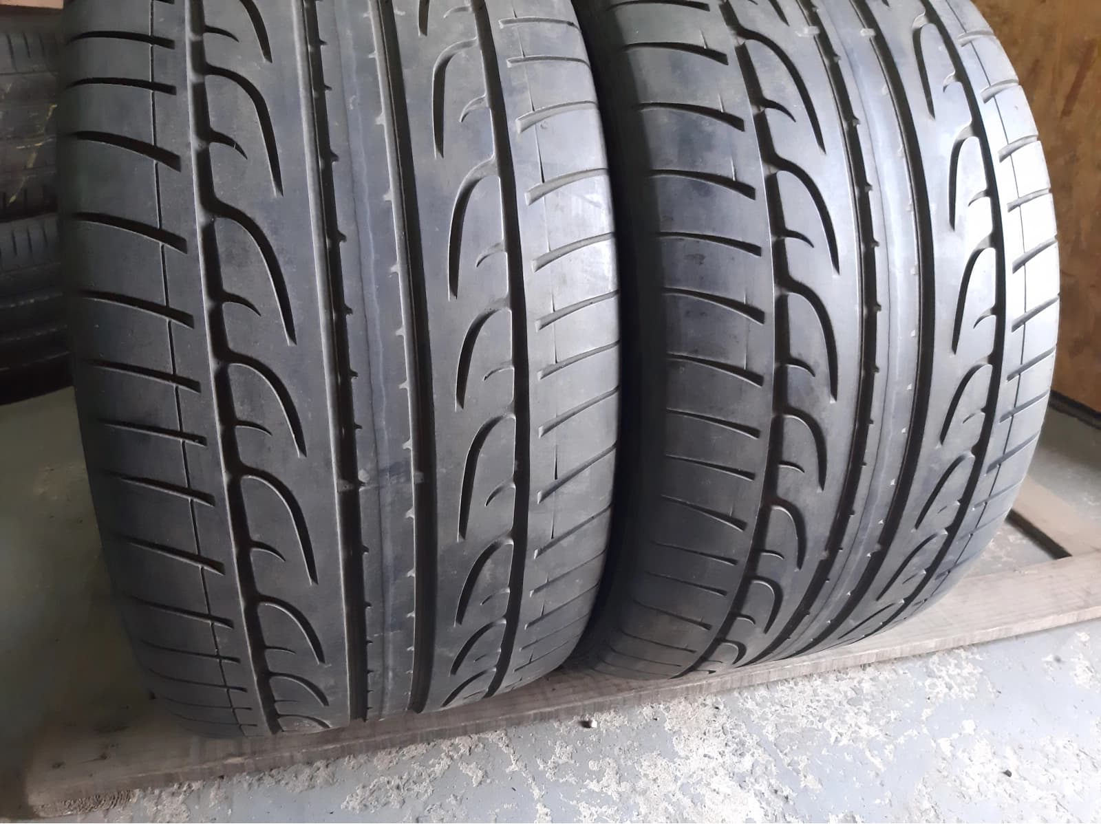 Придбати вживані шини Dunlop SP Sport Maxx RFT 315/35 R 20 Вживані шини з Європи Dunlop SP Sport Maxx RFT 315/35 R 20