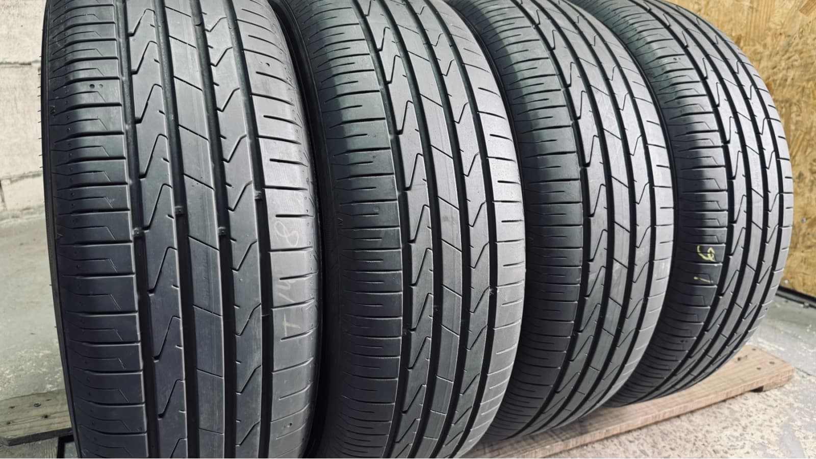Придбати вживані шини Hankook Ventus Prime 3. 205/60 R 16 Вживані шини з Європи Hankook Ventus Prime 3. 205/60 R 16