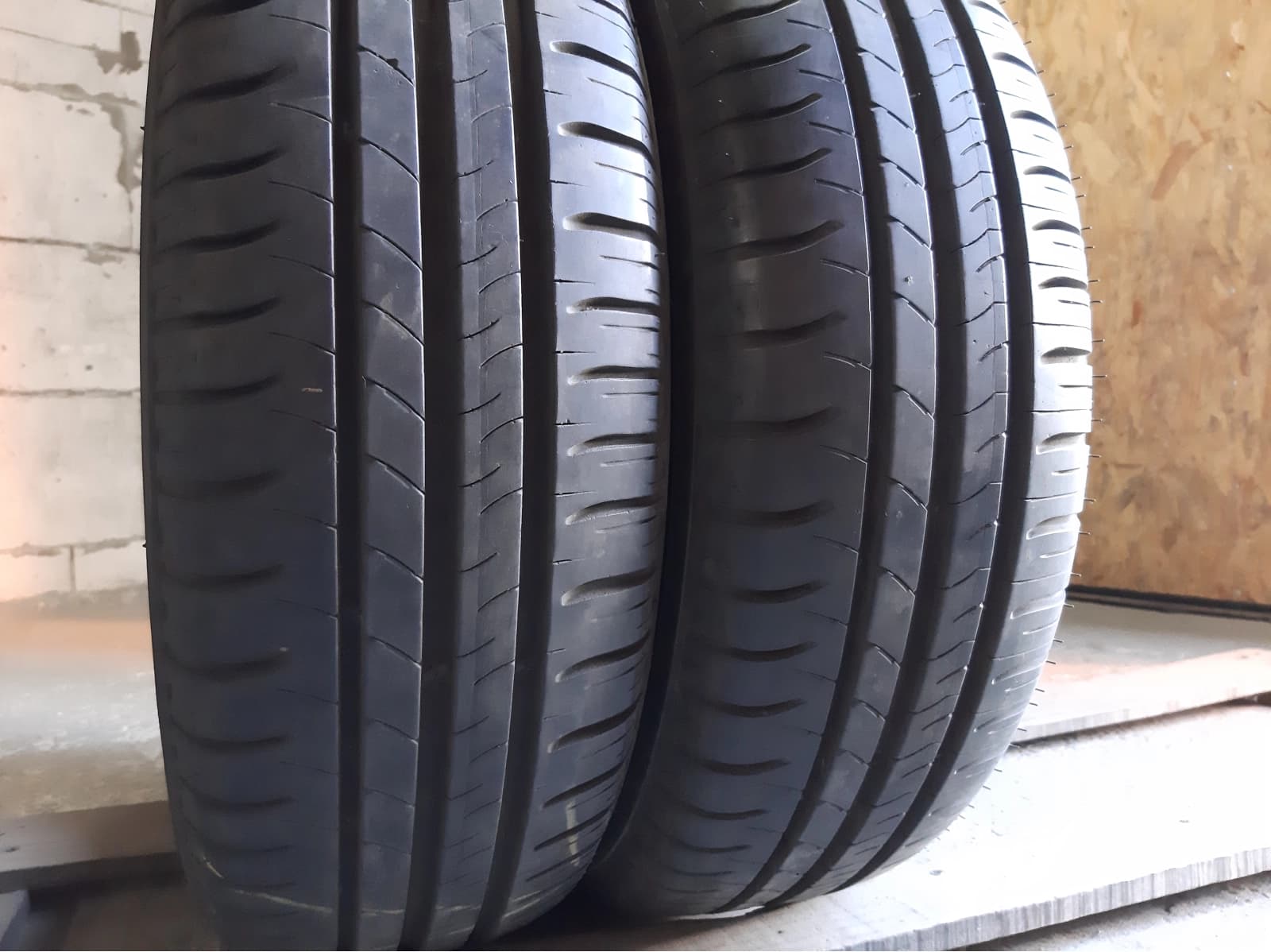 Придбати вживані шини Michelin Energy Saver 185/65 R 15 Вживані шини з Європи Michelin Energy Saver 185/65 R 15