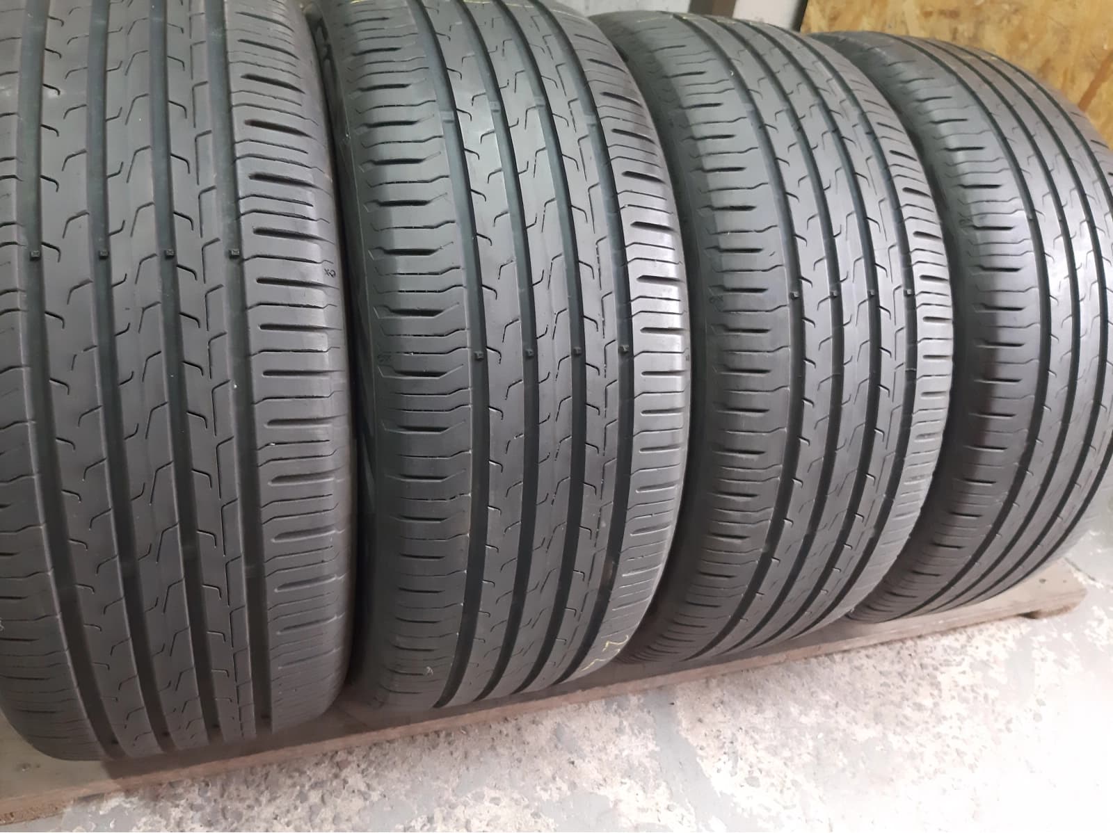 Придбати вживані шини Continental Eco Contact 6 225/45 R 18 Вживані шини з Європи Continental Eco Contact 6 225/45 R 18