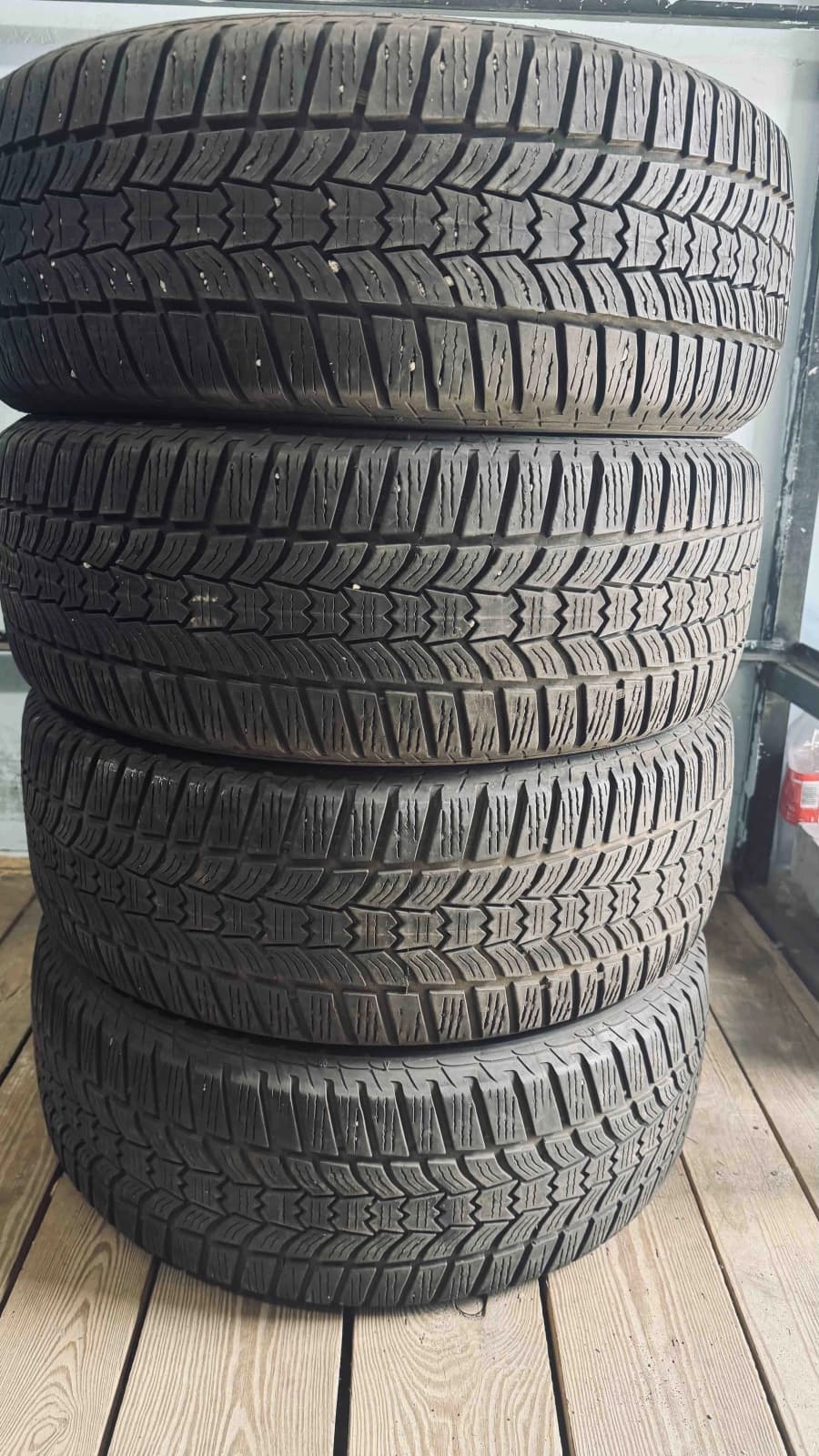 Придбати вживані шини Sava Eskimo HP 2 215/55 R 17 Вживані шини з Європи Sava Eskimo HP 2 215/55 R 17