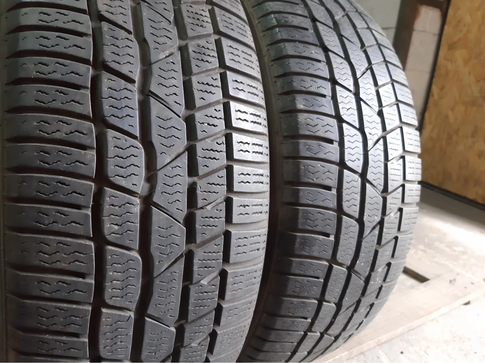 Придбати вживані шини Continental Conti Winter Contact TS 830P 205/50 R 17 Вживані шини з Європи Continental Conti Winter Contact TS 830P 205/50 R 17