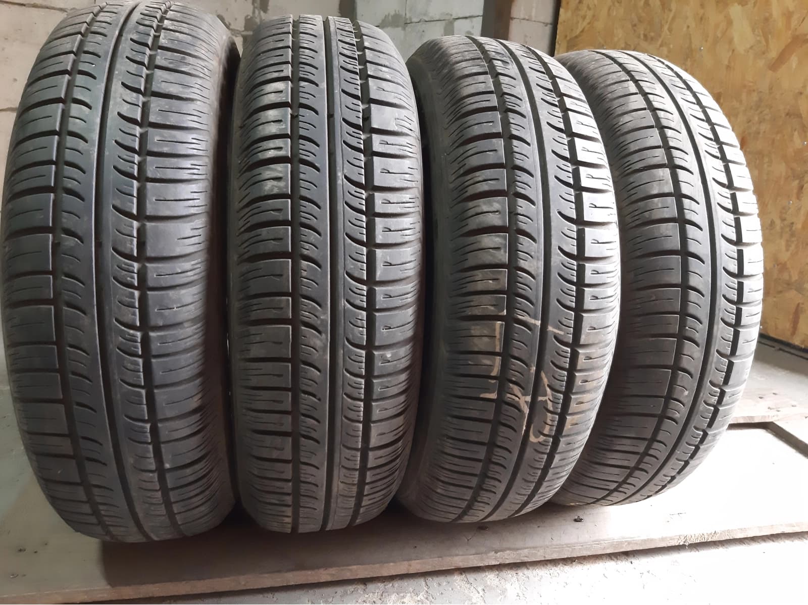 Придбати вживані шини Kormoran Impulser 175/70 R 14 Вживані шини з Європи Kormoran Impulser 175/70 R 14
