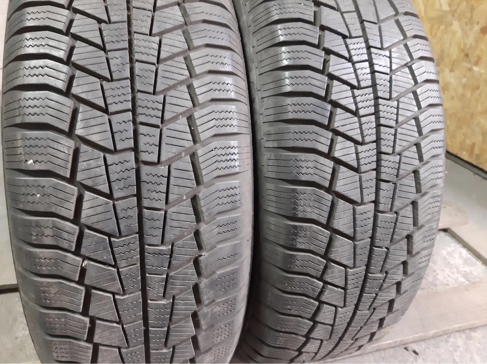 Придбати вживані шини Viking Wintech 205/65 R 15 Вживані шини з Європи Viking Wintech 205/65 R 15