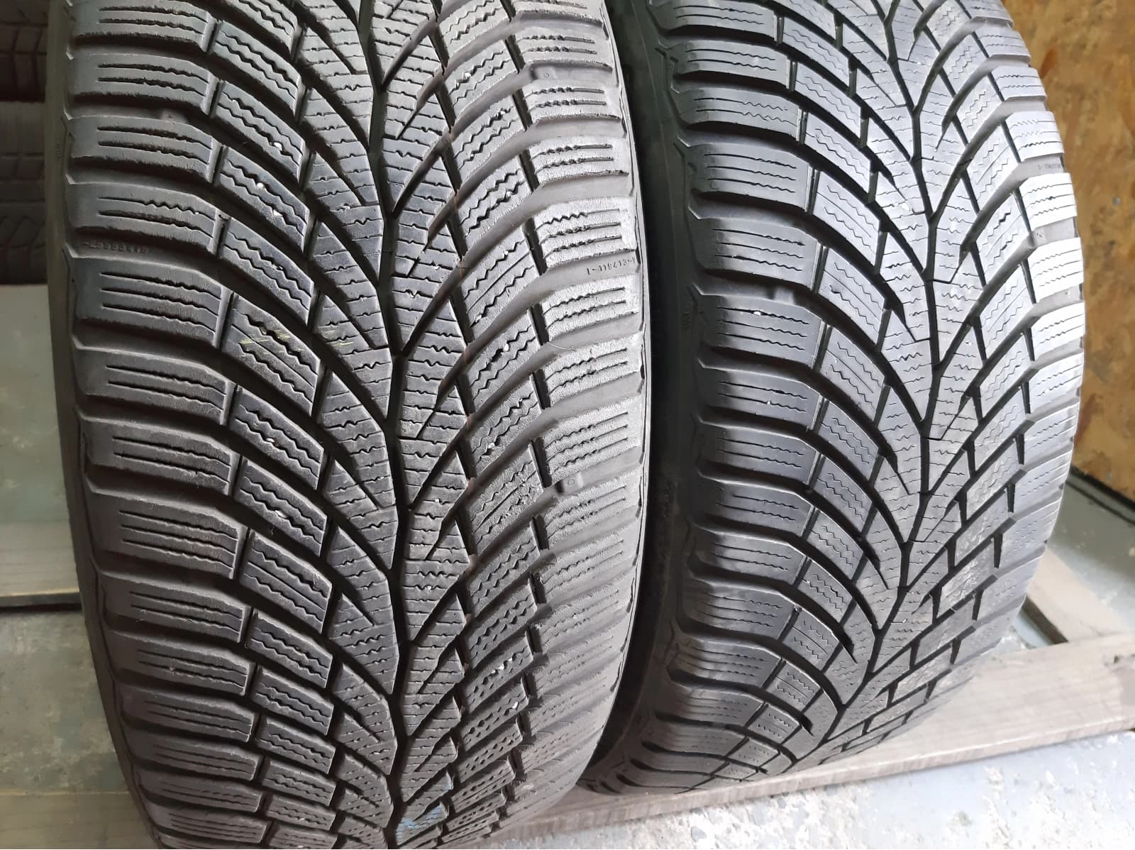 Придбати вживані шини Continental WinterContact TS 870 225/45 R 17 Вживані шини з Європи Continental WinterContact TS 870 225/45 R 17